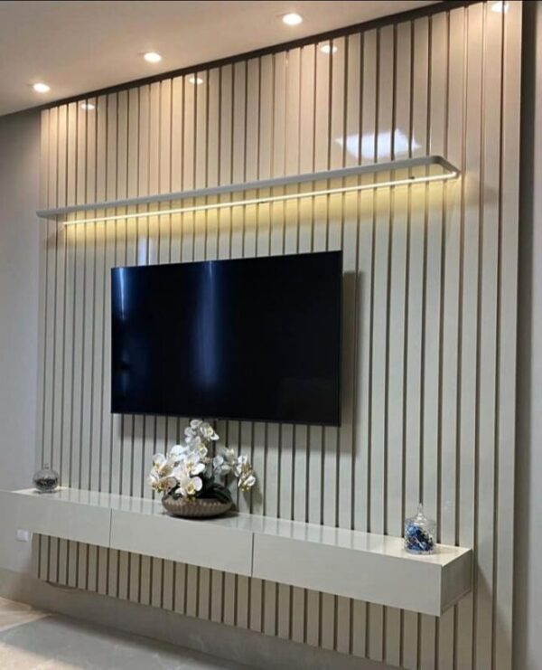 Home até 85″ Nobre Ripado 230×250 (Com Nicho) – GELIUS – SR RUF