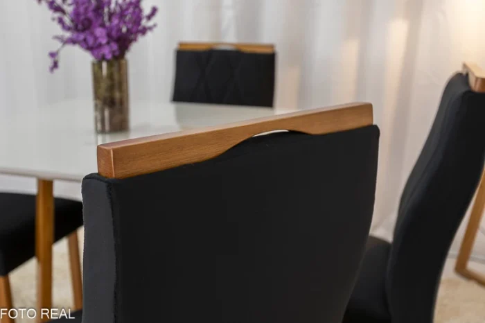 Mesa de Jantar Pedro Mel Vidro Off 90×90 4 Cadeiras Lisboa Veludo Preto 504 Madeira Maciça Art Assento - Entregue Montada(rufer) - Imagem 5